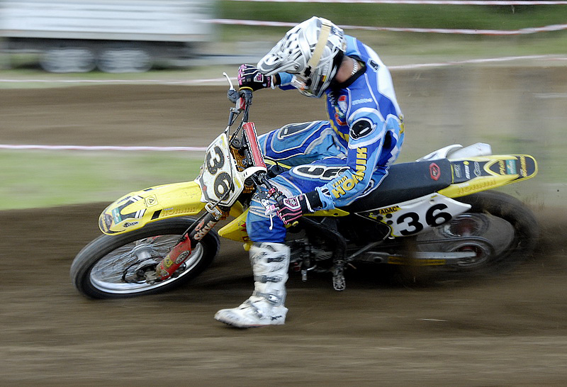 Motor Cross Rennen_DDD2289_Bildgröße ändern.jpg